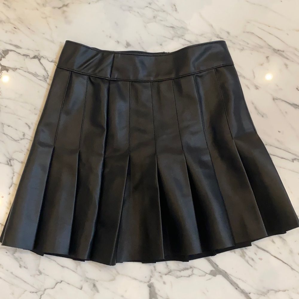 Abercrombie & Fitch Black Mini Skirt